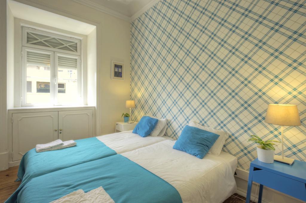 Angola Apartment - 8Bedrooms ลิสบอน ภายนอก รูปภาพ